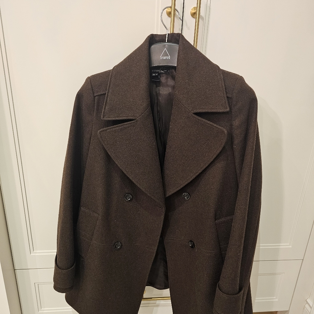 Mango brown coat